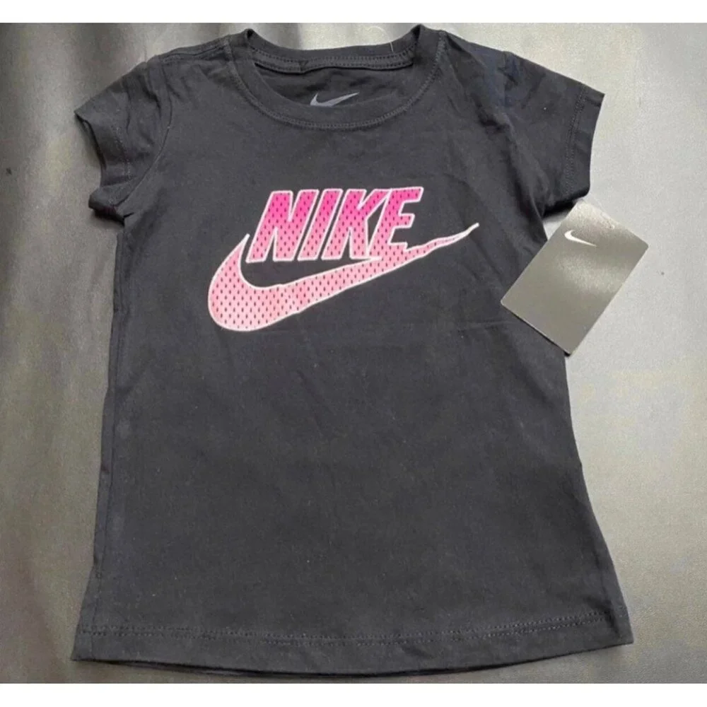 NWT Nike Leggings & Tee Set Girls Size 4